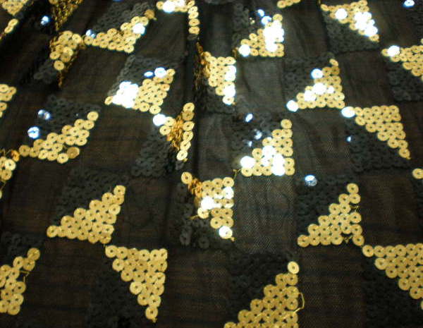 1.Black-Gold Triangle  Design Sequins